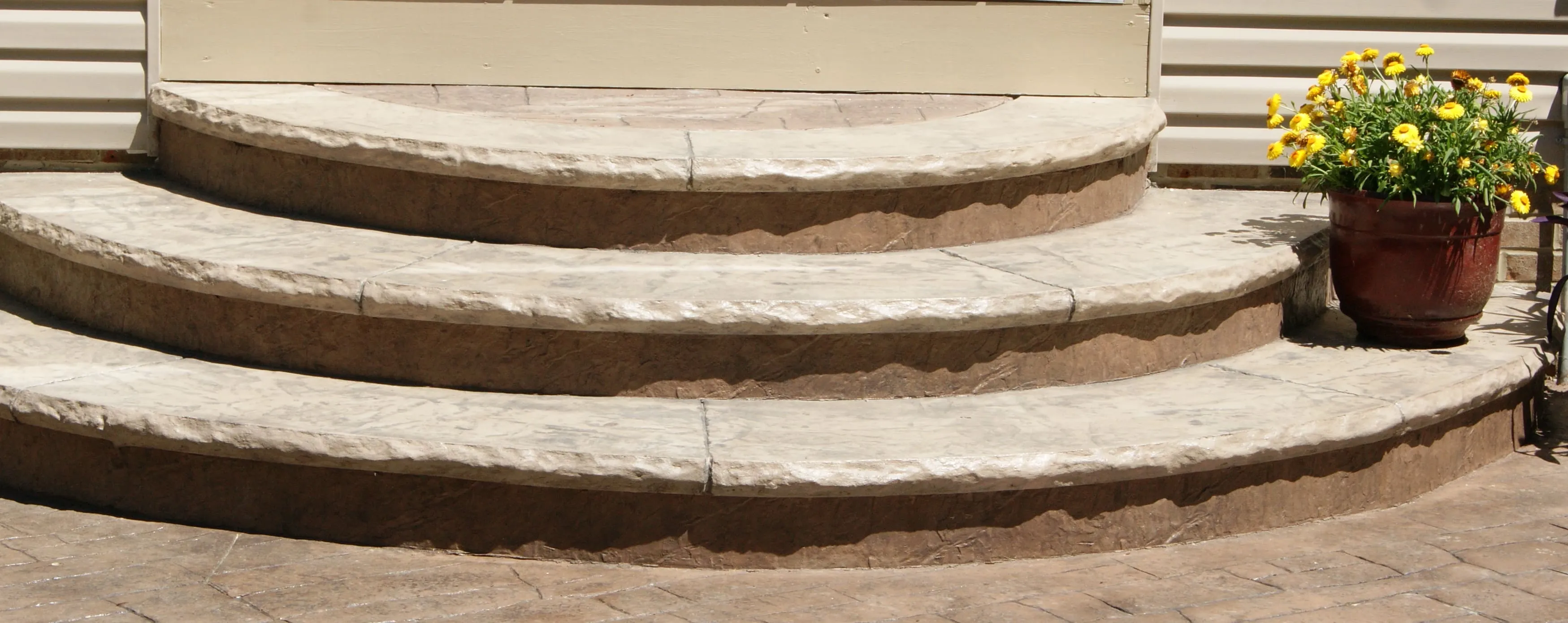 1770975302-2_in._split_limestone_-_step1.webp